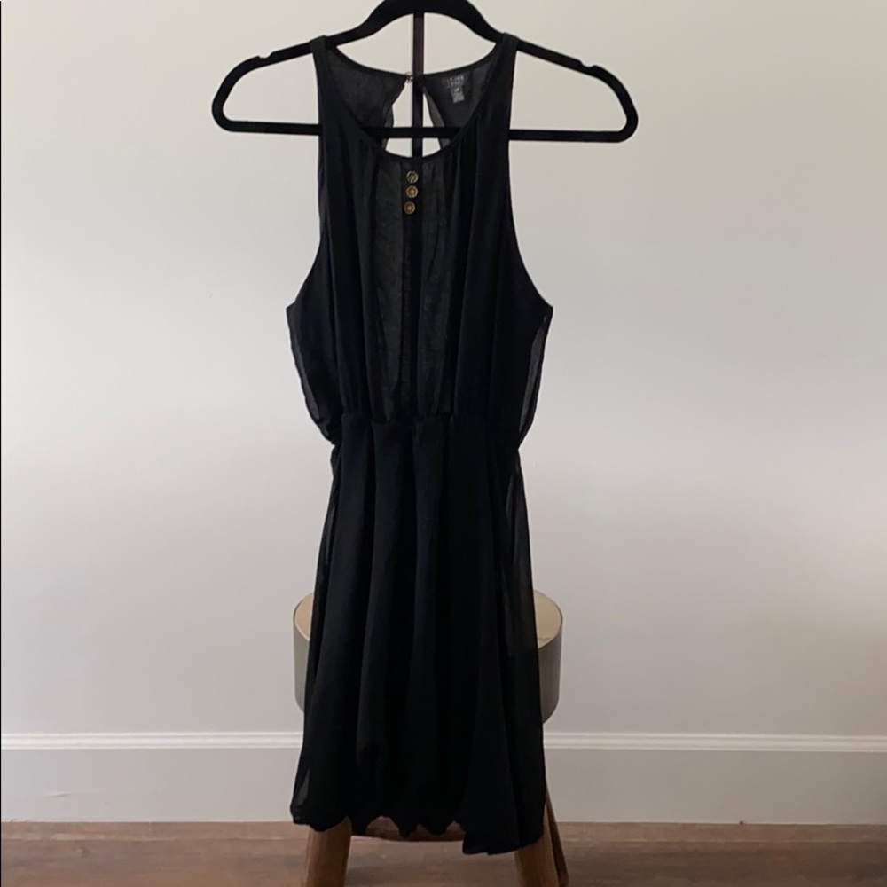 Cute little black dress